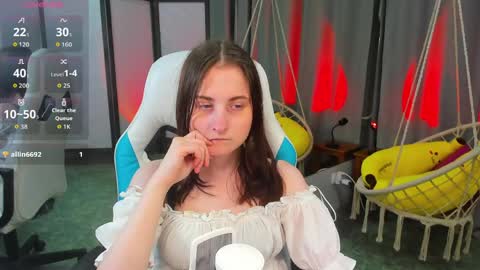 KiraParker online show from 05/11/26, 05:10