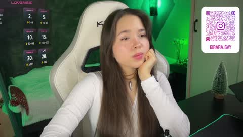 Kira online show from 12/30/24, 11:04