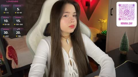 Kira online show from 01/02/25, 12:03