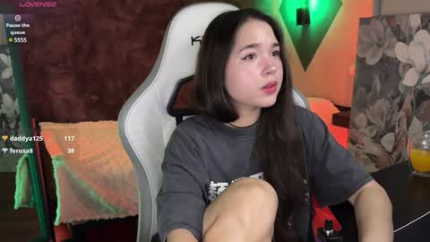 Kira online show from 02/05/25, 10:51