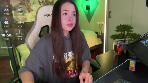 Kira online show from 02/25/25, 11:30