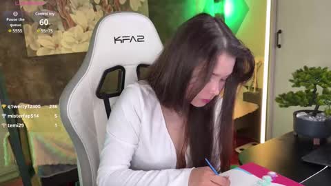 Kira online show from 03/06/25, 12:41