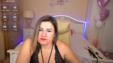 Kira online show from 03/02/25, 10:05