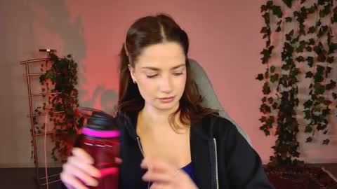 kiravair online show from 03/20/26, 12:10