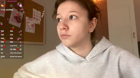 kiridiasi online show from 11/08/25, 10:37