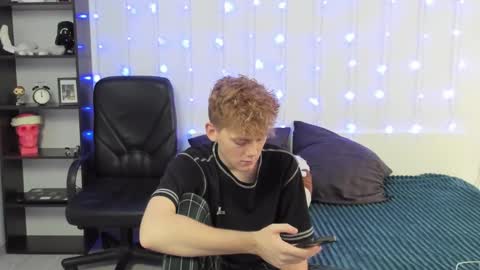 Snapshot of kirill_20_cm chatting on 12/05/24, 12:55 Kirill and Andrey online show from 12/05/24, 12:55