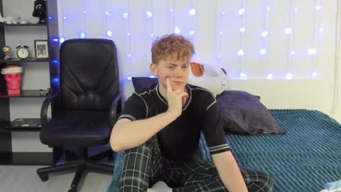 Snapshot of kirill_20_cm chatting on 12/05/24, 07:06 Kirill and Andrey online show from 12/05/24, 07:06