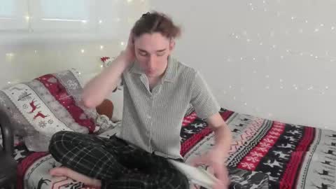 Snapshot of kirill_20_cm chatting on 12/26/24, 11:32 Kirill and Andrey online show from 12/26/24, 11:32