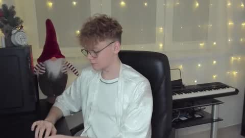 Snapshot of kirill_20_cm chatting on 12/28/24, 02:42 Kirill and Andrey online show from 12/28/24, 02:42