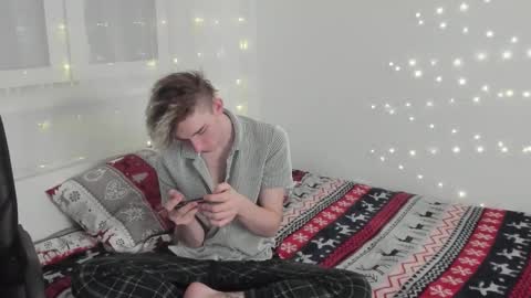 Snapshot of kirill_20_cm chatting on 12/30/24, 07:42 Kirill and Andrey online show from 12/30/24, 07:42