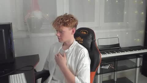 Snapshot of kirill_20_cm chatting on 01/13/25, 04:41 Kirill and Andrey online show from 01/13/25, 04:41