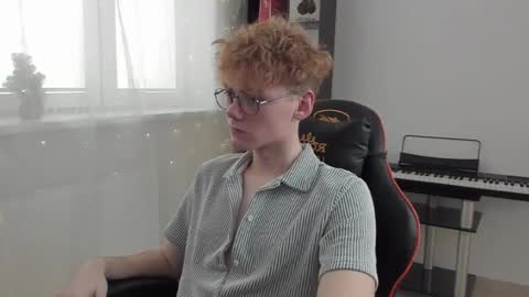 Snapshot of kirill_20_cm chatting on 01/27/25, 10:06 Kirill and Andrey online show from 01/27/25, 10:06