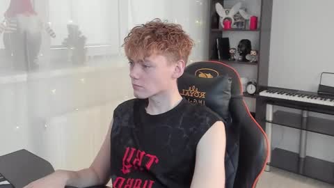 Snapshot of kirill_20_cm chatting on 02/01/25, 01:41 Kirill and Andrey online show from 02/01/25, 01:41