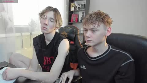 Snapshot of kirill_20_cm chatting on 02/15/25, 07:27 Kirill and Andrey online show from 02/15/25, 07:27