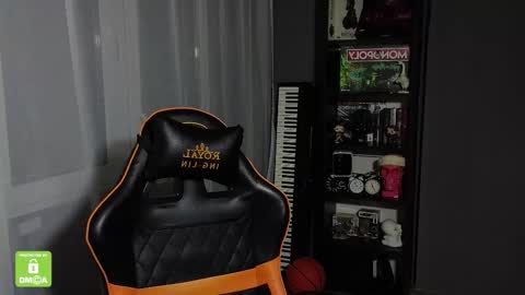 Snapshot of kirill_20_cm chatting on 09/30/25, 10:04 Kirill and Andrey online show from 09/30/25, 10:04