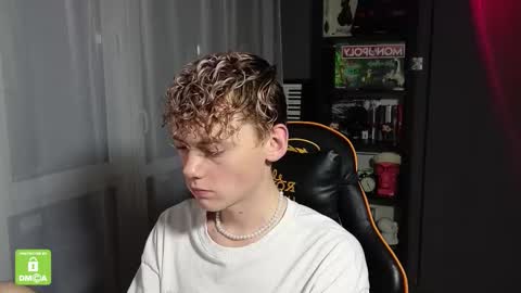 Snapshot of kirill_20_cm chatting on 10/04/25, 10:30 Kirill and Andrey online show from 10/04/25, 10:30