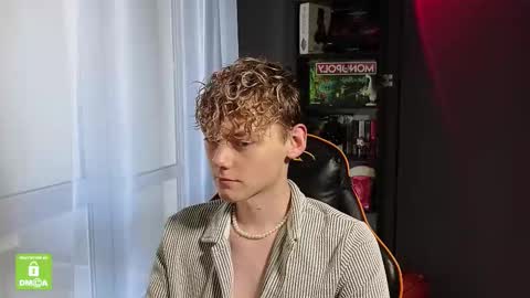 Snapshot of kirill_20_cm chatting on 10/14/25, 11:55 Kirill and Andrey online show from 10/14/25, 11:55