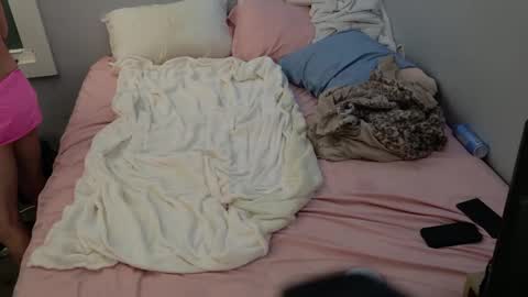 Onya online show from 12/25/24, 11:11