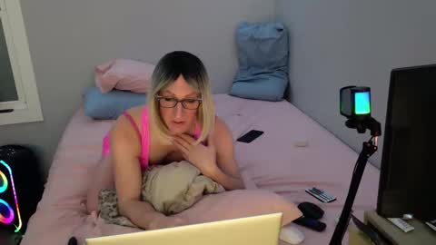 Onya online show from 01/05/25, 07:17