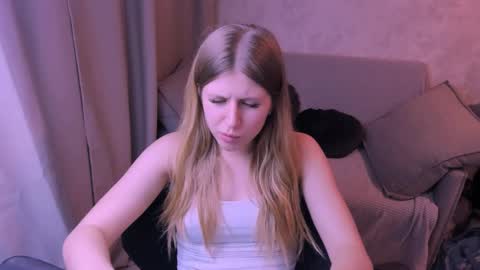 Kira online show from 01/31/25, 10:31