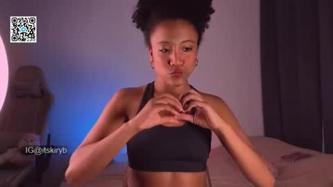 Snapshot of kiry_blossom chatting on 11/20/25, 02:23 See you in a few minutes today December 1st. online show from 11/20/25, 02:23