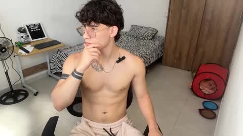 Snapshot of kisan_smith chatting on 01/12/25, 03:03 Kisan online show from 01/12/25, 03:03