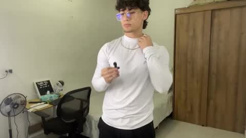 Snapshot of kisan_smith chatting on 02/20/25, 02:51 Kisan online show from 02/20/25, 02:51