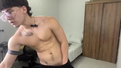 Snapshot of kisan_smith chatting on 02/21/25, 05:56 Kisan online show from 02/21/25, 05:56