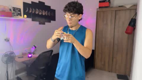 Snapshot of kisan_smith chatting on 10/17/25, 04:26 Kisan online show from 10/17/25, 04:26