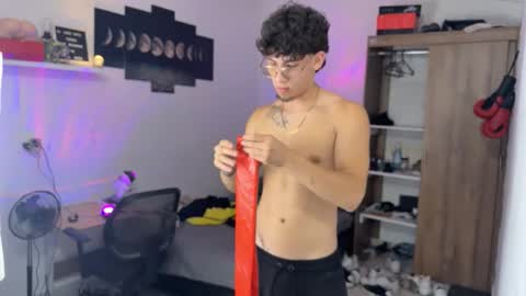 Snapshot of kisan_smith chatting on 10/22/25, 01:50 Kisan online show from 10/22/25, 01:50