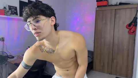 Snapshot of kisan_smith chatting on 10/28/25, 01:31 Kisan online show from 10/28/25, 01:31