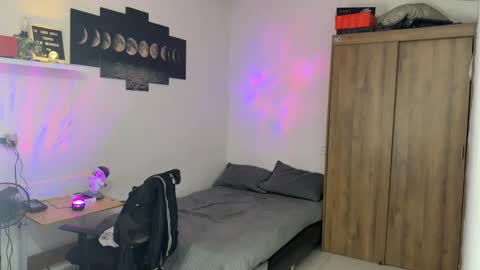 Snapshot of kisan_smith chatting on 10/31/25, 03:07 Kisan online show from 10/31/25, 03:07