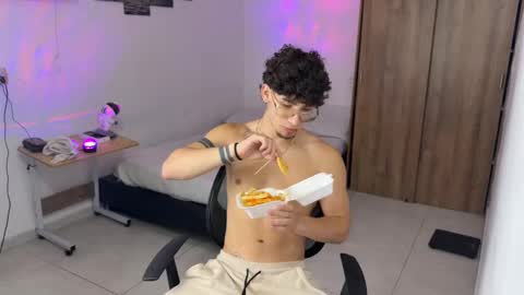 Snapshot of kisan_smith chatting on 11/06/25, 03:40 Kisan online show from 11/06/25, 03:40