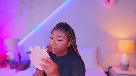 kishalove_ online show from 05/12/26, 10:12