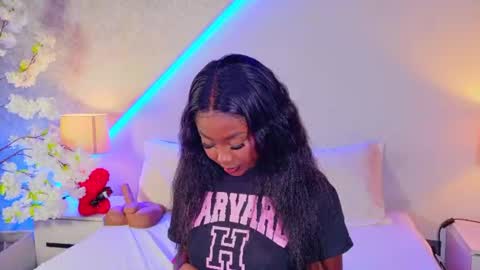 kishalove_ online show from 06/15/26, 10:17