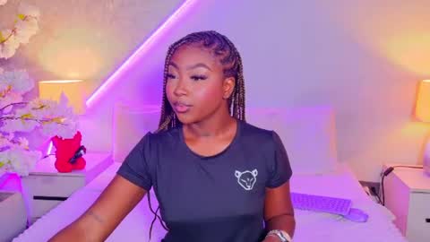 kishalove_ online show from 07/11/26, 10:29