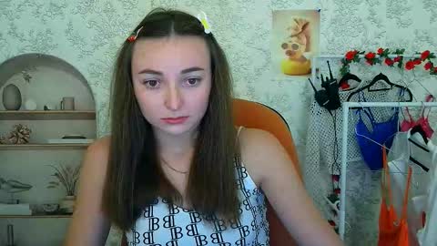 Valeria online show from 10/21/25, 03:35