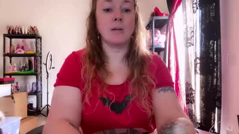 kissica online show from 11/14/25, 10:03