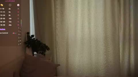 Snapshot of kissiekat chatting on 06/23/26, 03:37 Lola online show from 06/23/26, 03:37