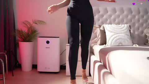 kissing33 online show from 04/15/26, 03:41