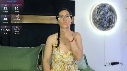 Kissing Company online show from 02/03/25, 06:56