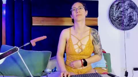 Kissing Company online show from 04/13/26, 03:23