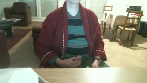 kisslog1 online show from 12/15/24, 03:53