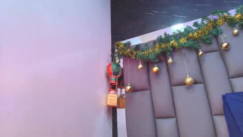 BELLA FLAME online show from 12/15/25, 07:18