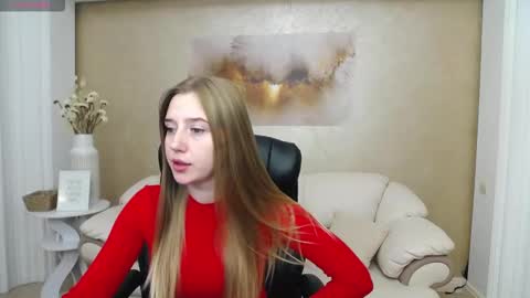 Snapshot of kissme_now chatting on 11/03/25, 02:29 kissme_now online show from 11/03/25, 02:29