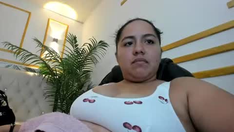 Snapshot of kitara_cooper chatting on 06/19/26, 08:40 Kitara Cooper online show from 06/19/26, 08:40