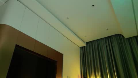 Aya   online show from 11/29/25, 05:38