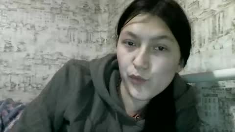 Snapshot of kiti_kitiss chatting on 01/15/25, 12:25 kiti_kitiss online show from 01/15/25, 12:25