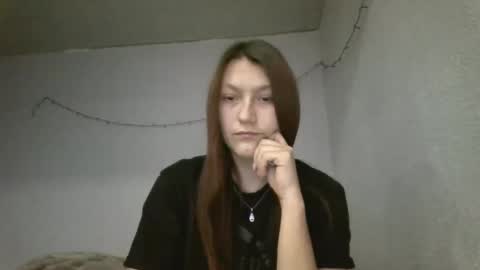 kiti_kitiss online show from 12/19/25, 12:56