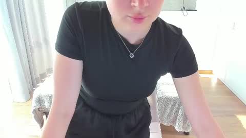 kitkatvel online show from 06/25/26, 06:07